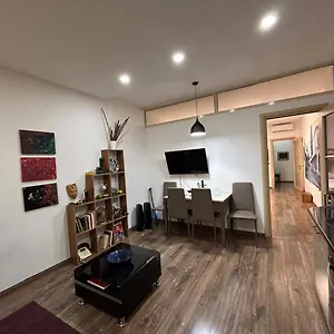 Appartement Marias In Blloku,, Tirana