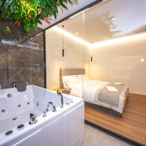 4* Hotel Riviera